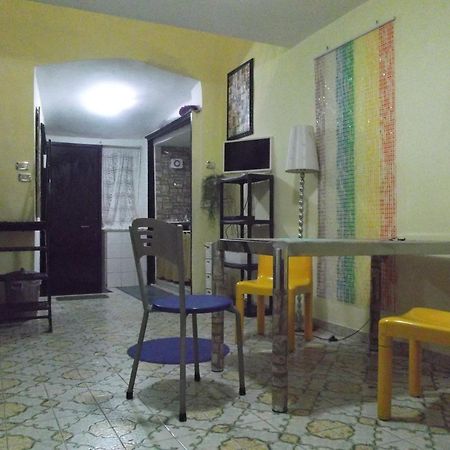 Вилла Monolocale Fronte Strada Napoli Centro Storico Экстерьер фото
